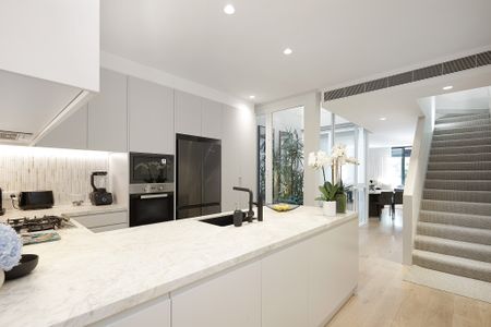 22/18 Bay Street, Double Bay NSW 2028 - Apartment For Rent | Domain - Photo 4