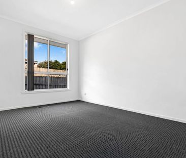 Easy Living! - Photo 3