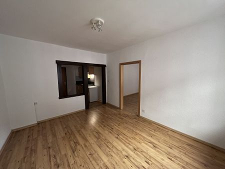 In the center away from the hustle and bustle - Photo 5