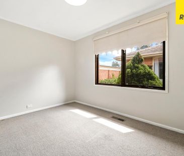 Family Friendly, 4 Bedroom House in Weetangera - Photo 5