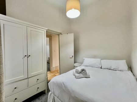 2 Bed Flat, Collingham Road, SW5 - Photo 5