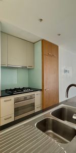 Spacious Two Bedroom I Palladio - Photo 3
