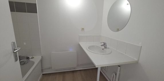 Location Appartement 2 pièces 44m² ROUBAIX 59100 - Photo 2