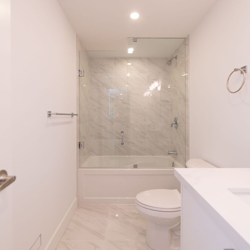 For Lease - 296 Sixteen Mile Drive Unit# Basement, Oakville, Ontario - Photo 1