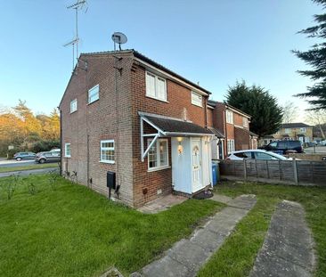 Crofton Close, Bracknell, Berkshire, RG12 - Photo 5