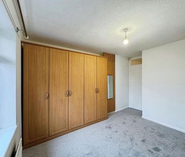 2 bedroom bungalow to rent - Photo 2