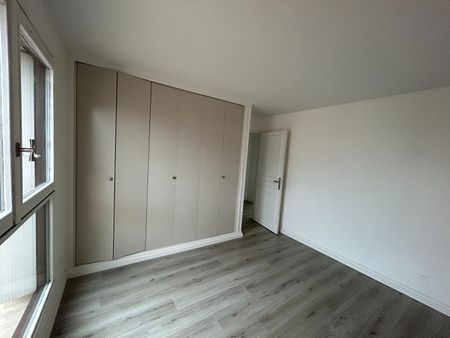 Location Appartement 4 pièces 91m² - Photo 4