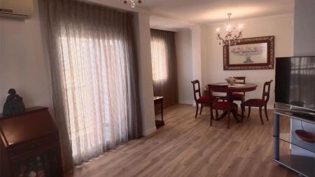 Piso de alquiler en Carrer de la Reina, 228, El Cabanyal - El Canyamelar - Foto 2