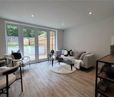 3 bedroom end of terrace house to rent - Photo 1