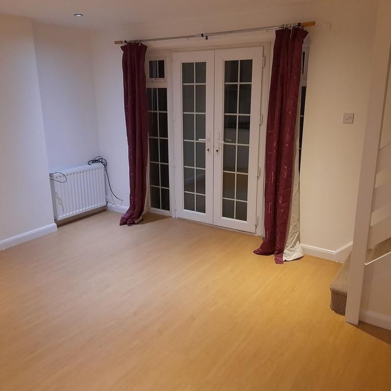 2 bedroom semi-detached house to rent - Photo 1