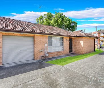 WALKING DISTANCE TO SCHOOLS & SHOPS - Photo 5