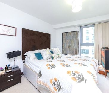 Bridges Court Rd, Battersea, London, SW11 - Photo 5