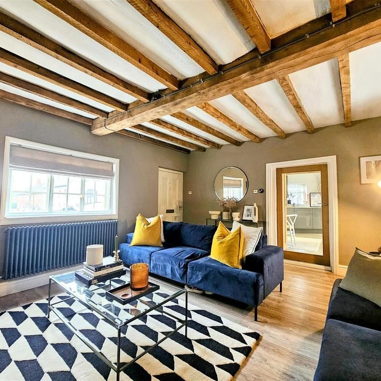 4 bedroom house to rent - Photo 1