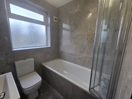 Tysoe Avenue, Enfield EN3, London - Photo 4