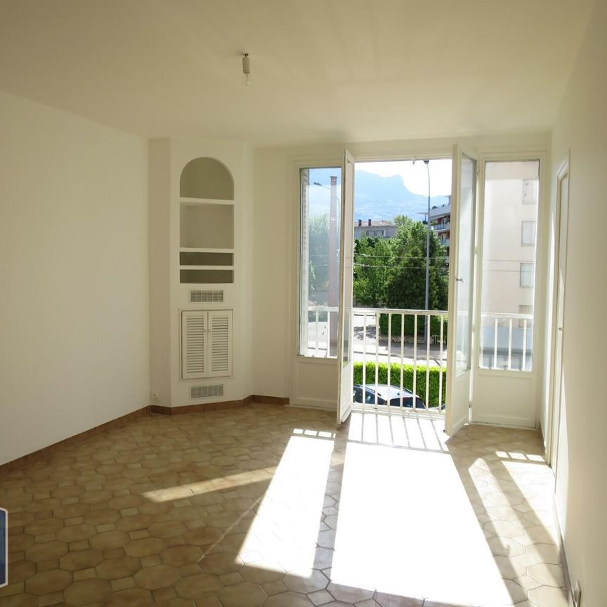 Location Appartement 3 pièces 53m² GRENOBLE 38100 - Photo 1