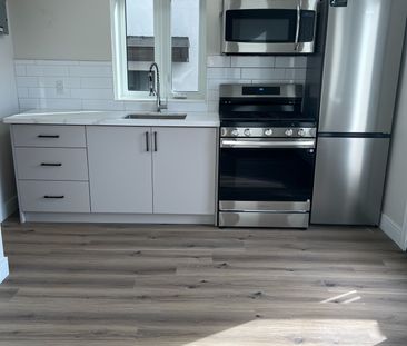 For Lease - 32 Cadorna Avenue Unit# 2, Toronto, Ontario - Photo 6