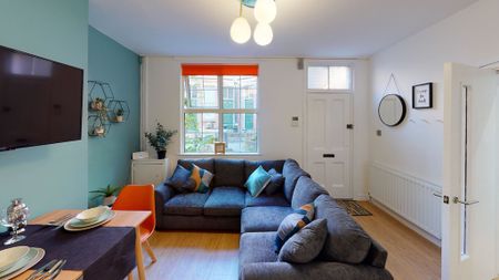 4 Bedroom Cottage - Photo 5