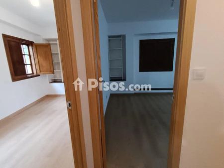 Piso en alquiler en Centro - Foto 3