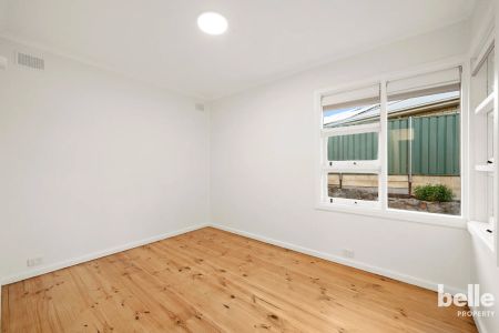 Freshly renovated gem with room to grow. - Photo 4