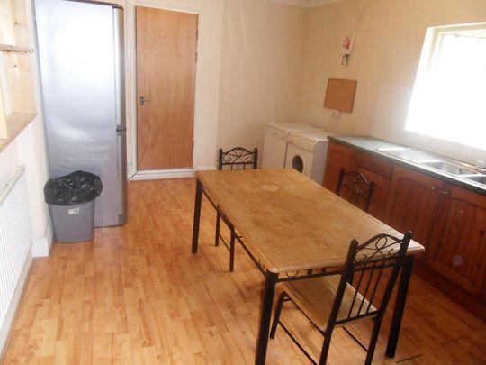 1 bedroom property to rent - Photo 1