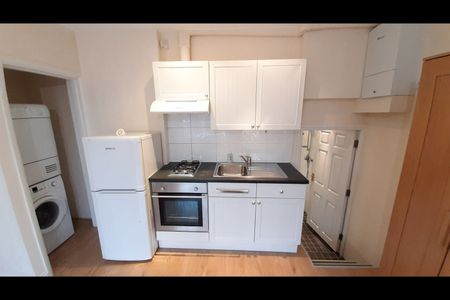 Studio Flat, Highfield Avenue, NW11 - Photo 5