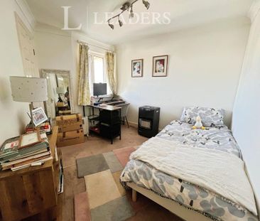 2 bedroom apartment to rent Marine Parade East, Clacton-on-Sea, CO15 - Photo 6
