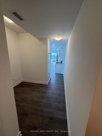 For Lease - 705 Davis Drive Unit# 1404, Newmarket, Ontario - Photo 3