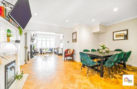 4 bedroom semi-detached house to rent - Photo 2