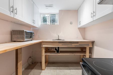 For Lease - 2106 Lawrence Avenue Unit# Bsmt, Toronto, Ontario - Photo 4