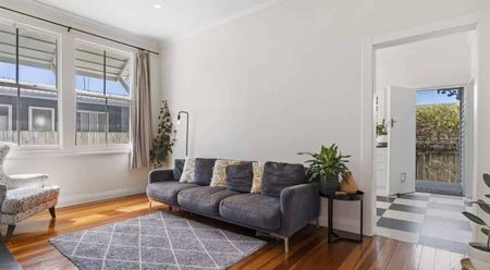 Modern, Cosy Villa - Photo 4