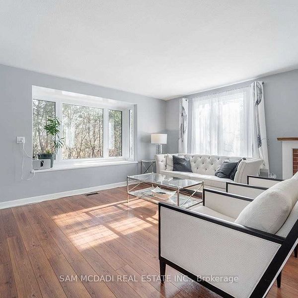 For Lease - 1730 Sunningdale Bend, Mississauga, Ontario - Photo 1