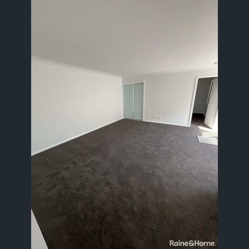 1/9 McKay Place, North Tamworth, NSW 2340 - Photo 1