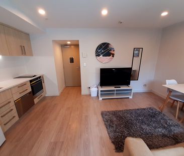 CBD Apartment - Photo 2