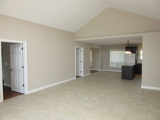For Lease - 11981 MORRIS Road, Niagara Falls, Ontario - Photo 1