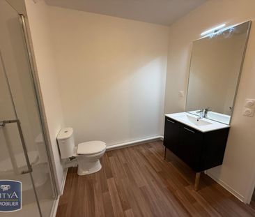 Location Appartement 2 pièces 42m² MONDEVILLE 14120 - Photo 2