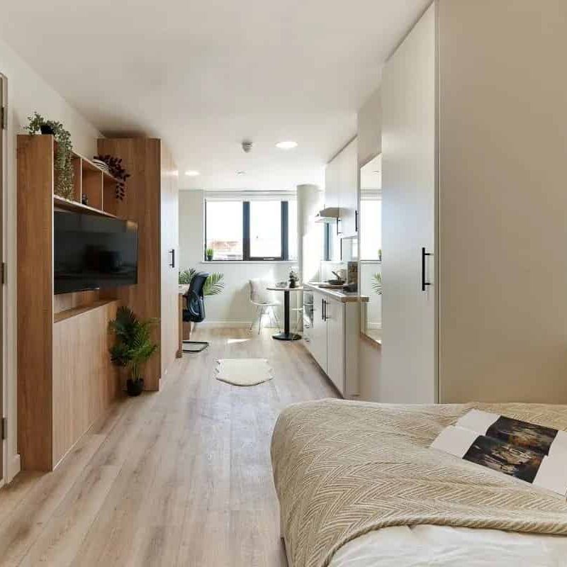 Platinum Balcony Studio - Photo 1