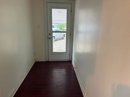 For Lease - 4075 Lawrence Avenue, Toronto, Ontario - Photo 4