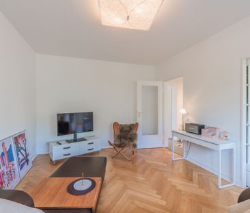 City-Residence: Hochwertig möblierte 3-Zi.-Wohnung mit 2 Balkonen - Photo 2