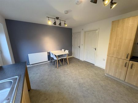 2 bedroom semi-detached house to rent - Photo 2