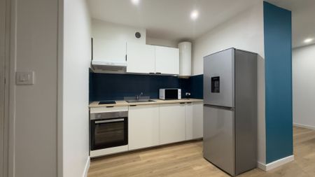 Appartement a louer Pantin - Loyer €721/mois charges comprises ** - Photo 5