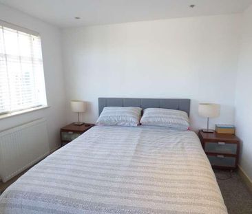 Abbots Close, Brentwood, CM15 - Photo 3