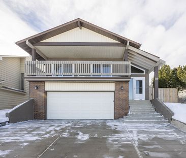 Beacham Way NW, Calgary - Photo 6