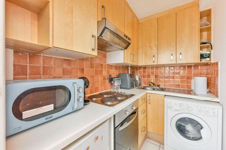 Studio to rent - Photo 4