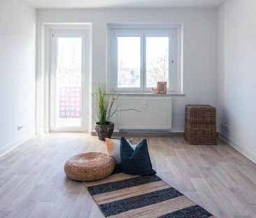 2-Raum-Wohnung mit Balkon in ruhiger Seitenstraße - Photo 3