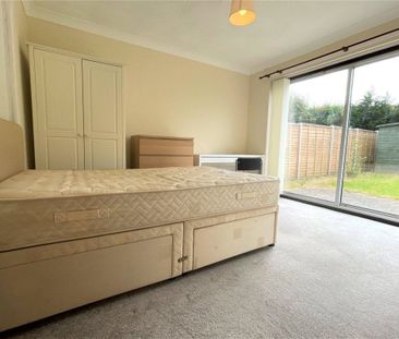 Marianne Road, Poole, Dorset, BH12 - Photo 6