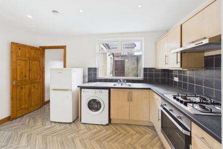 46 Bloomfield Street, Belfast, BT5 5AU - Photo 3