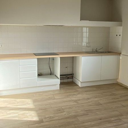 Appartement à louer 4 pièces • 98 m2 Saint-Juéry - Photo 3