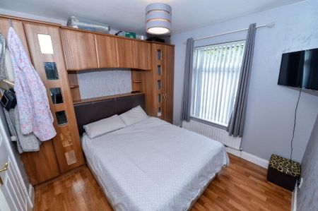 39 Loughlea, Belfast, BT5 4PA - Photo 5