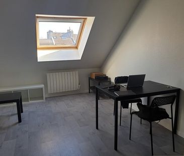Appartement à Louer à LILLE 552 € - Photo 1