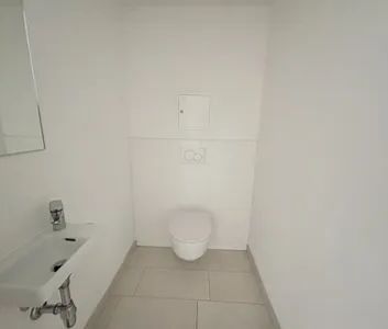 südseitige 2-Zimmer Wohnung im 8.OG (Dachterrasse, Co-Working Bereich & Gym inklusive) - Foto 2
